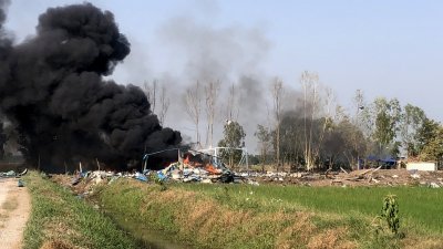 泰国烟花厂爆炸　20死多人伤
