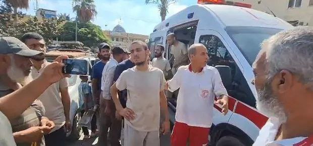 13名被关押的巴勒斯坦人获释并返回加沙地带