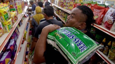 农粮部：稳定本地白米供应　允许餐饮业者批发价买进口白米