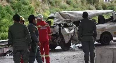 玻利维亚西部发生交通事故造成至少16人死亡